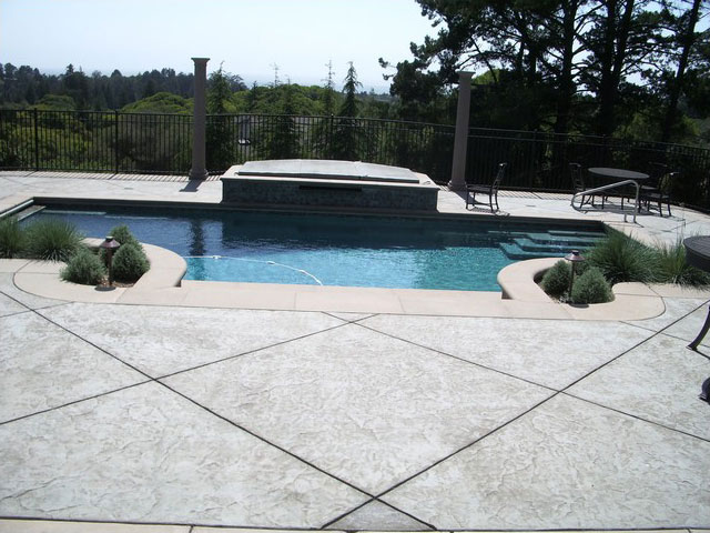 Swimming pools with great designs 